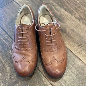 Clarks Womens oxfords size 6.5